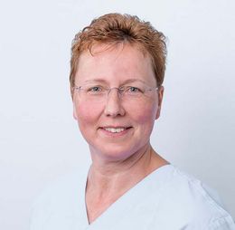 Frau Peggy Papenfuss Zahnmedizinische Fachangestellte Schwerpunkt: Zahnärztliche Assistenz Zusatz: Prophylaxe
