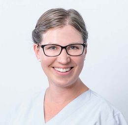 Frau Katharina Lührig Zahnmedizinische Fachangestellte Schwerpunkt: Zahnärztliche Assistenz Zusatz: Prophylaxe